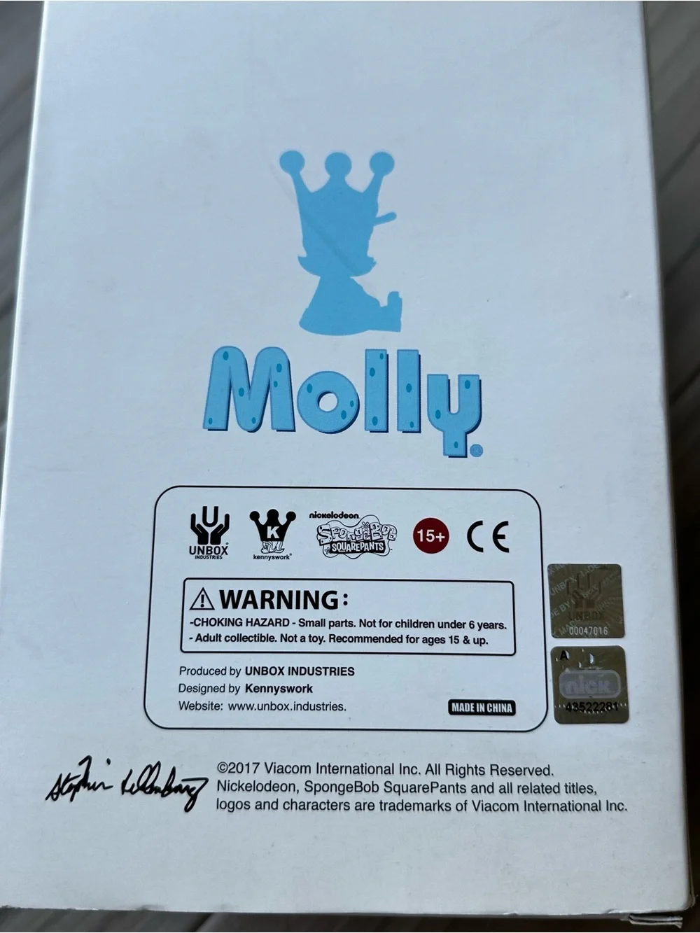 Unbox Industries x Kennyswork Molly x Spongebob Christmas Special Edition Figure